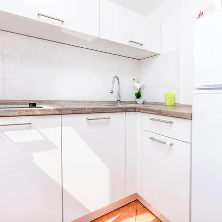 Apartament Marina