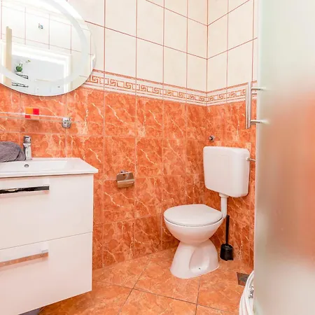 Apartament Marina *