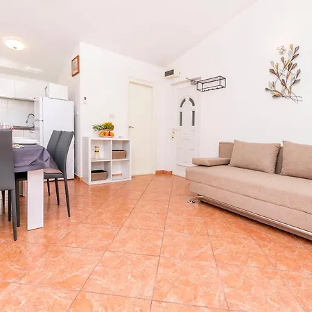 Marina Apartament