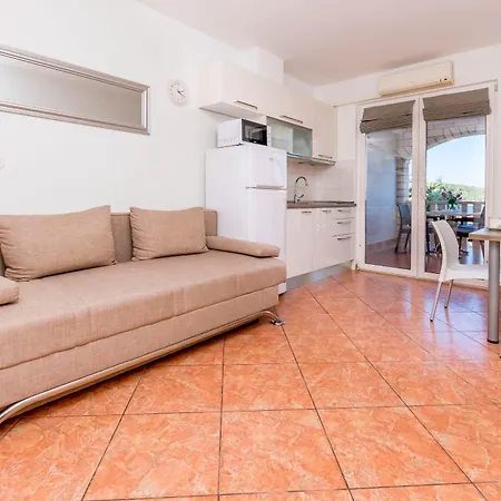 Apartament Marina Ražanj