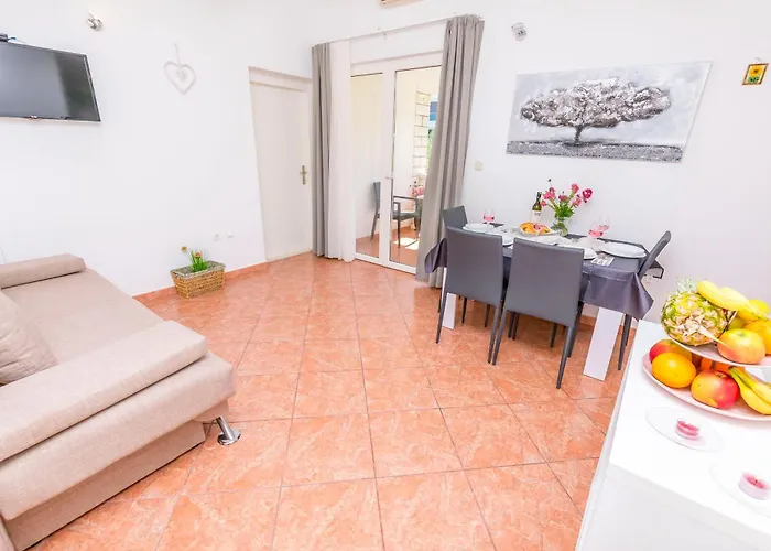 Marina Appartement Ražanj